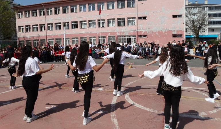 Lüleburgaz Bahar Şenlikleri: Karadeniz Kültürü ve Lezzetleriyle Dolu