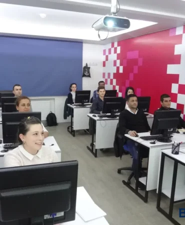 Kırklareli Bilgisayar İşletmenliği Kursu: Kayıt Süreci Neler Sunuyor?