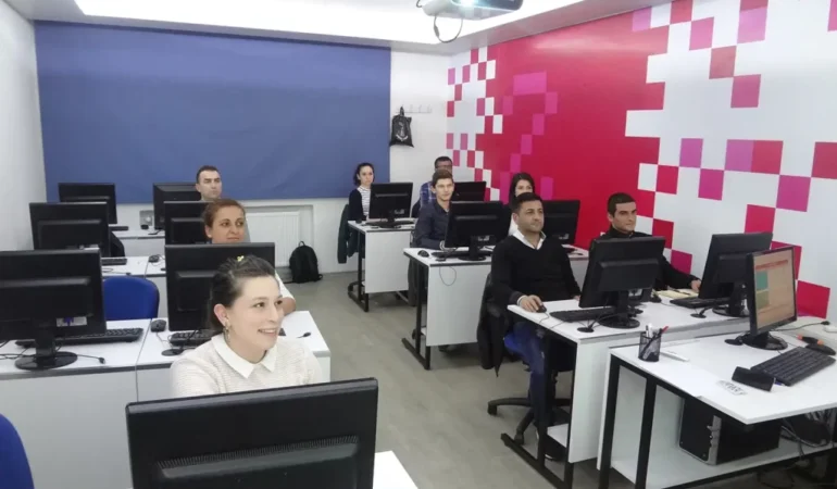Kırklareli Bilgisayar İşletmenliği Kursu: Kayıt Süreci Neler Sunuyor?