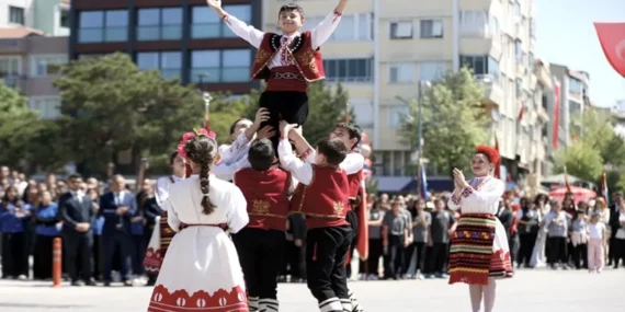 Kırklareli 23 Nisan Bayramı: Hazırlıklar ve Etkinlikler Neler Olacak?