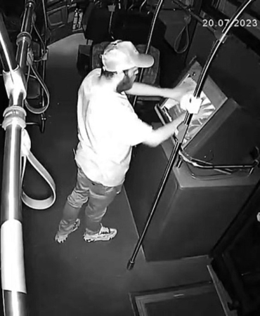 Beyoğlu Cep Hırsızlığı: Güvenlik Kameralarına Yansıyan Anlar