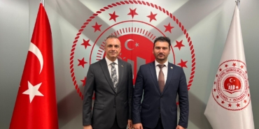 Babaeski Nişan Merasimi: Fırat Yayla Ailelerle Mutluluğu Paylaştı