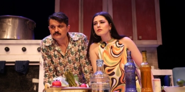 Lüleburgaz Tiyatro Festivali: La Nona Süper Babaanne ile Unutulmaz Gece