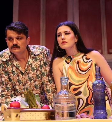 Lüleburgaz Tiyatro Festivali: La Nona Süper Babaanne ile Unutulmaz Gece