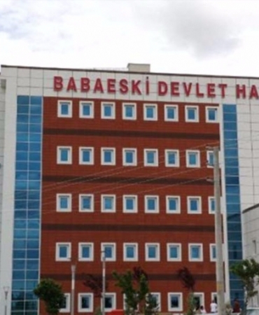 Babaeski Devlet Hastanesi’ndeki Kuşlar Hasta Yakınlarına Moral Veriyor