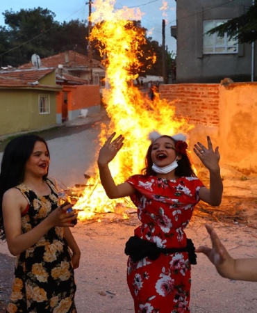 Kırklareli Kakava Festivali: Çocuklara Peynir Mayalama Atölyesi Hazır!