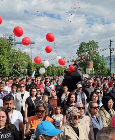 Kırklareli Kakava Ateşi: Festival Coşkusuyla Geleneklerin Dirilişi