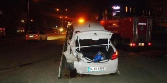 Tekirdağ Kazasında Kontrolden Çıkan Otomobil Menfeze Uçtu
