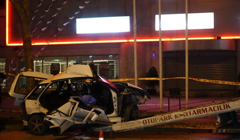 Bursa Trafik Kazası: Mudanya-Geçit Kavşağı’nda Şok Olay Yaşandı!